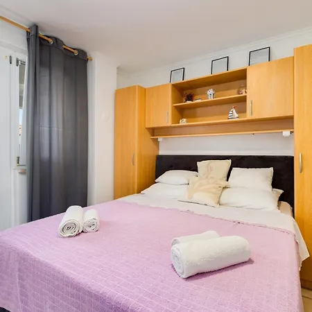 Kreslin 게스트하우스 반타치치