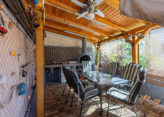 Kreslin Konukevi Vantacici